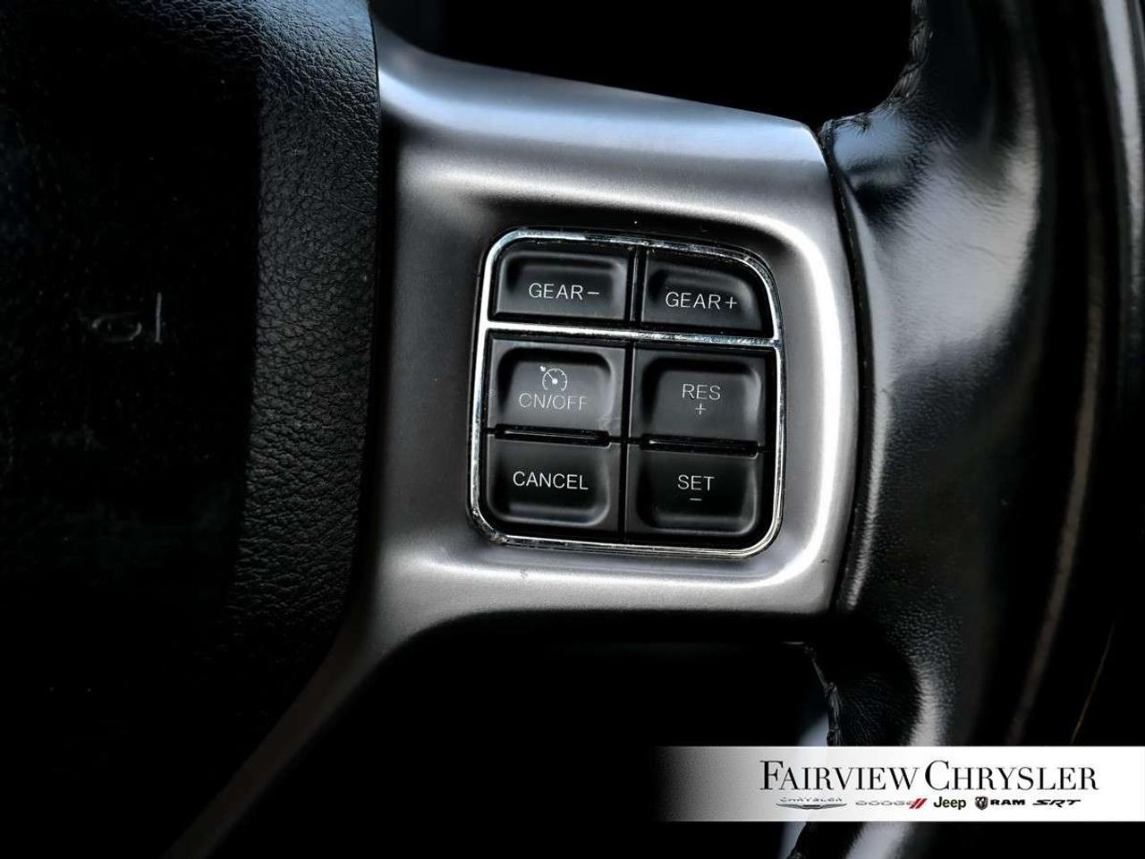 2022 RAM 1500 Warlock 4x4 Crew Cab 5'7 Box WARLOCK   5.7L HEMI   REMOTE START   CARPLAY   NAV   121 FUEL TANK Photo