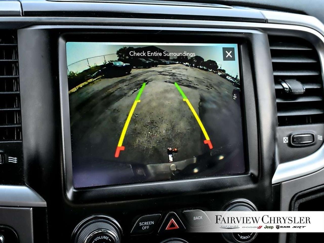2022 RAM 1500 Warlock 4x4 Crew Cab 5'7 Box WARLOCK   5.7L HEMI   REMOTE START   CARPLAY   NAV   121 FUEL TANK Photo