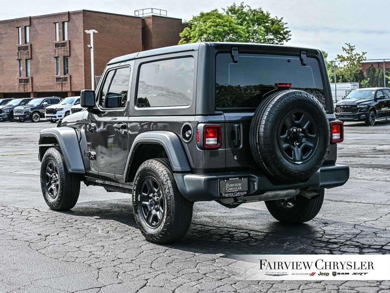 2024 Jeep Wrangler Sport 2 Door 4x4 BLACK HARD TOP   CARPLAY   12.3 SCREEN   CLIMATE CONTROL   BACK UP CAMERA Photo3