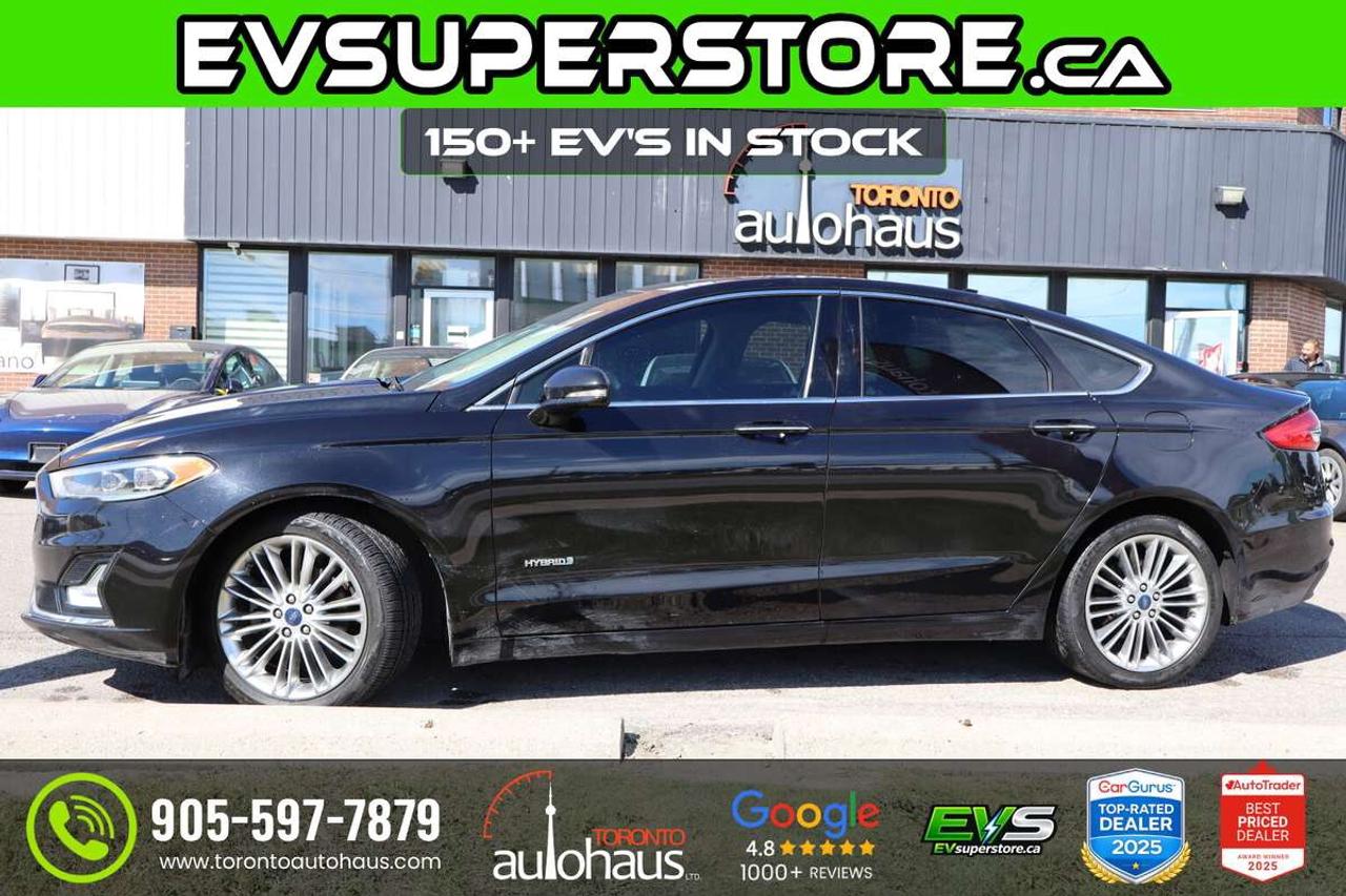 2020 Ford Fusion Titanium Hybrid Photo