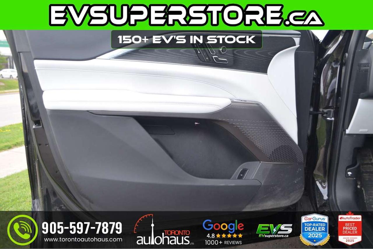 2024 Cadillac LYRIQ LUXURY I 600E4 AWD I TAN INTERIOR Photo