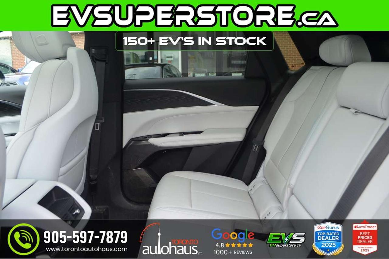 2024 Cadillac LYRIQ LUXURY I 600E4 AWD I TAN INTERIOR Photo