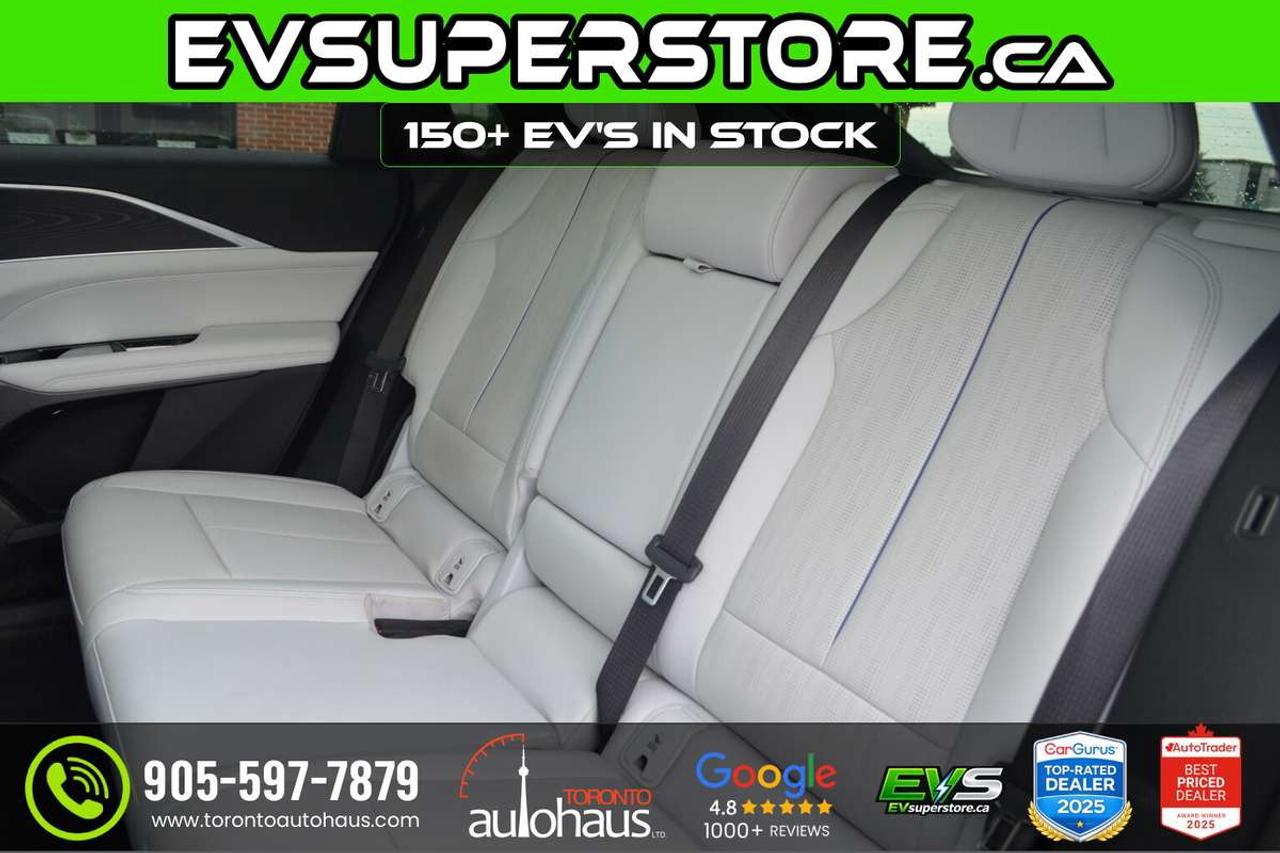 2024 Cadillac LYRIQ LUXURY I 600E4 AWD I TAN INTERIOR Photo