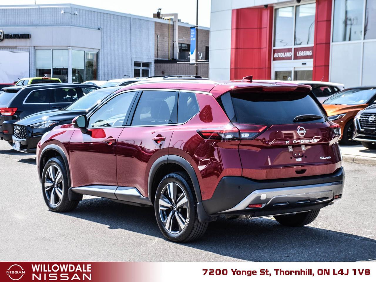 2023 Nissan Rogue SL 4dr All-Wheel Drive Sport Utility Photo4