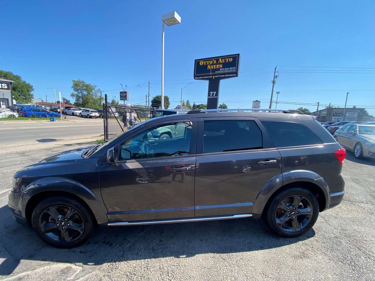 2018 Dodge Journey Crossroad Photo0
