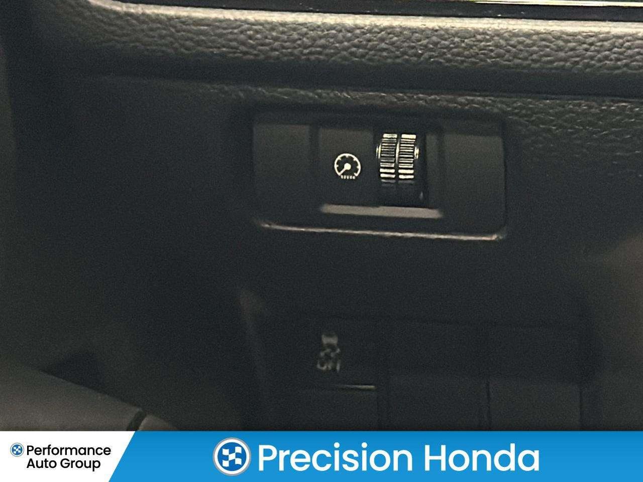 2025 Honda Civic Sport CarPlay Rear Cam Sunroof Heated Seats Photo