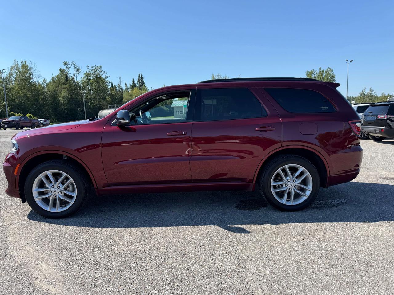 2025 Dodge Durango GT Plus - htd/vntd leather - tow pkg - sunroof Photo5