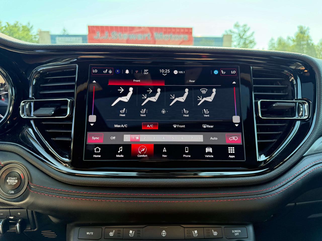 2025 Dodge Durango GT Plus - htd/vntd leather - tow pkg - sunroof Photo