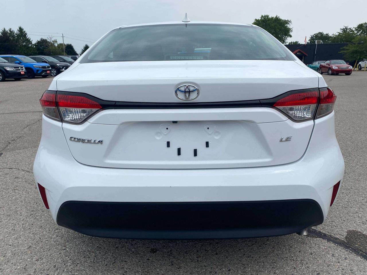 2024 Toyota Corolla LE, CLEAN CARFAX, SUNROOF, ADAPTIVE CRUISE! Photo