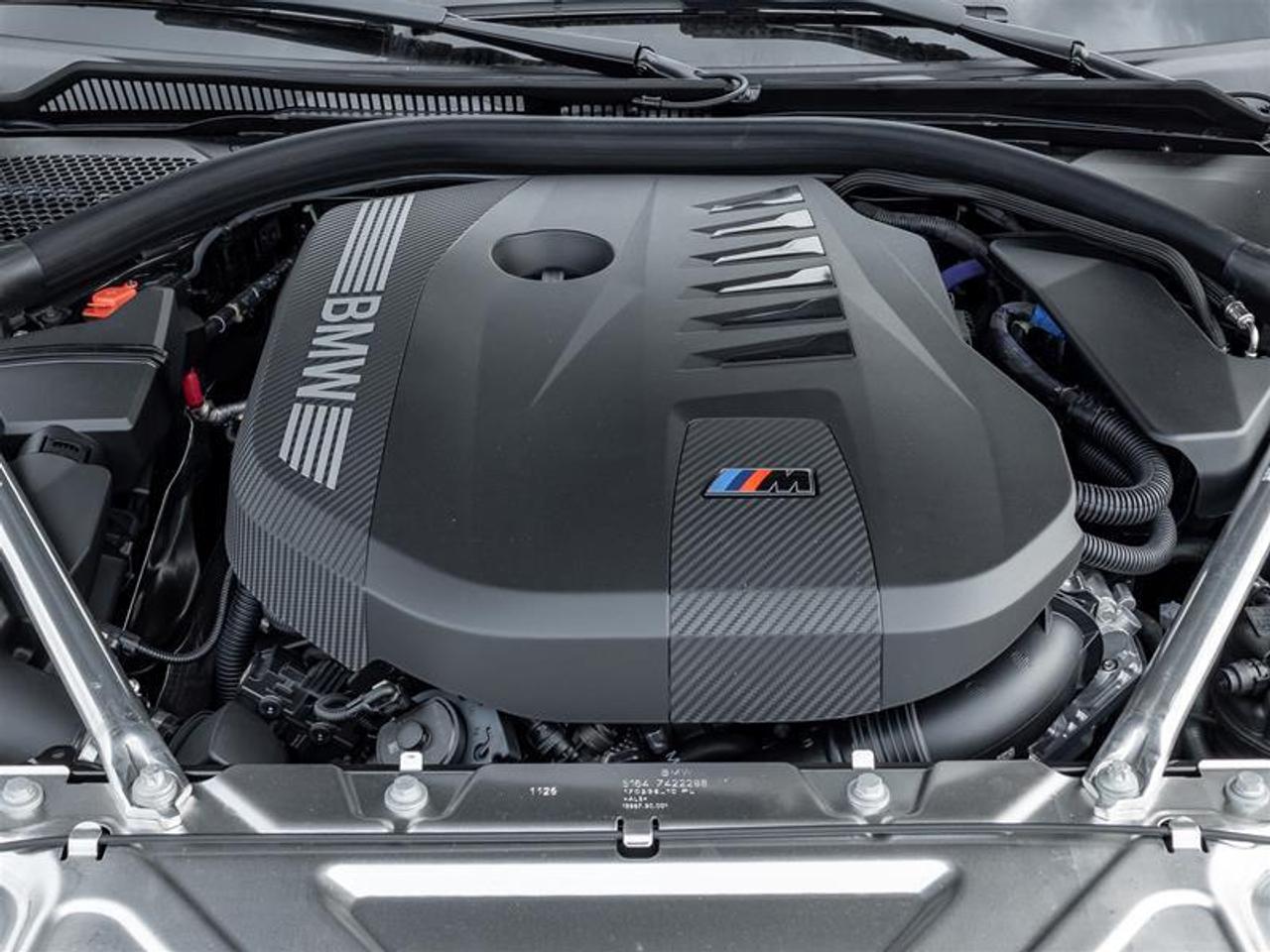 2027 BMW M440 i xDrive 2dr All-Wheel Drive Cabriolet Photo