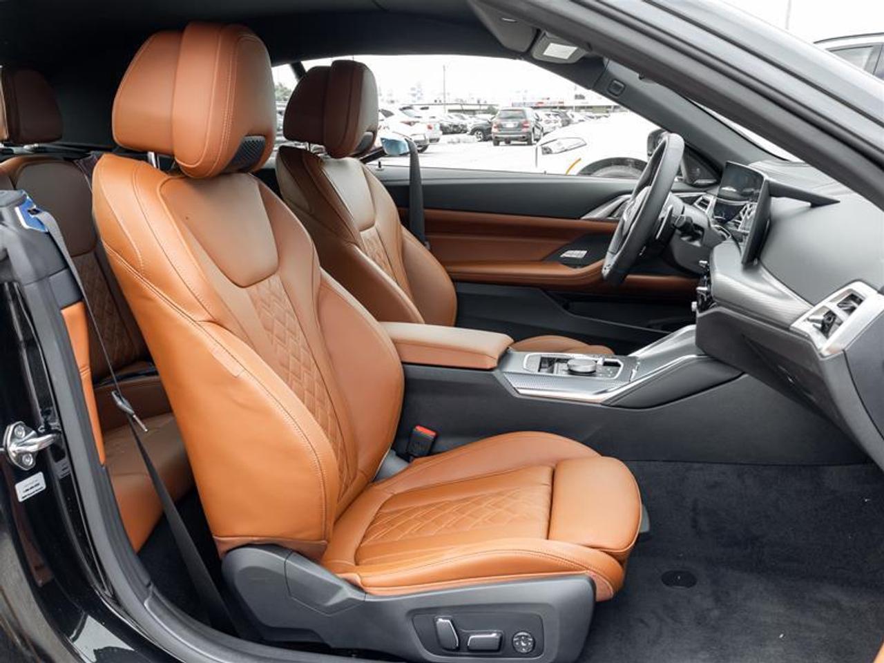 2027 BMW M440 i xDrive 2dr All-Wheel Drive Cabriolet Photo