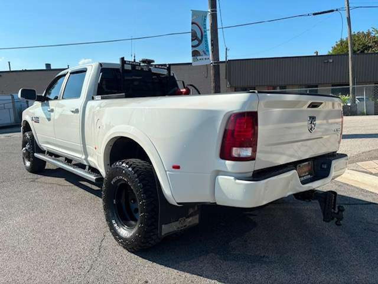 2018 RAM 3500 LARAMIE 4X4 DIESEL DUALLY LEATHER-ROOF-NAVI-LIFTED Photo