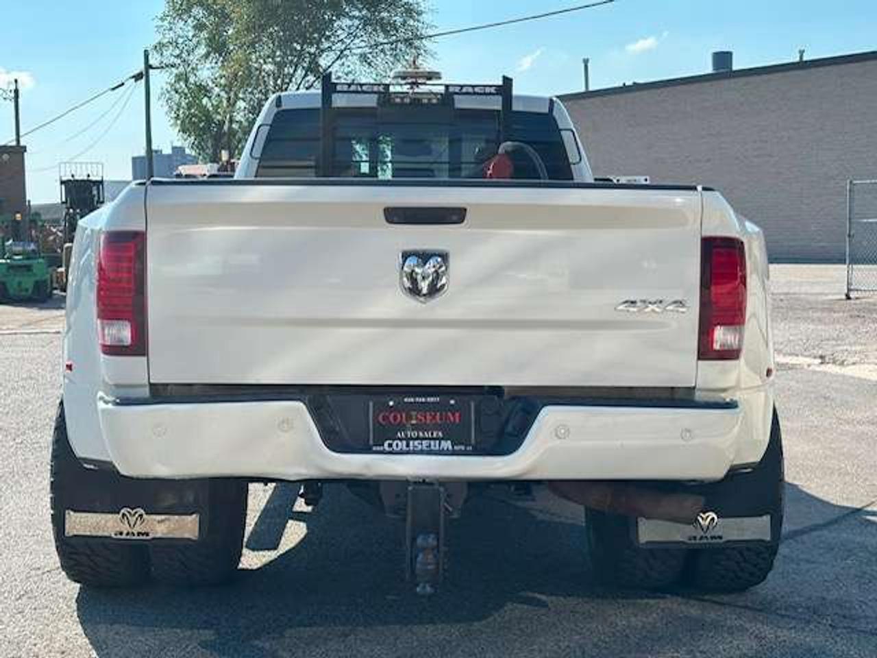 2018 RAM 3500 LARAMIE 4X4 DIESEL DUALLY LEATHER-ROOF-NAVI-LIFTED Photo