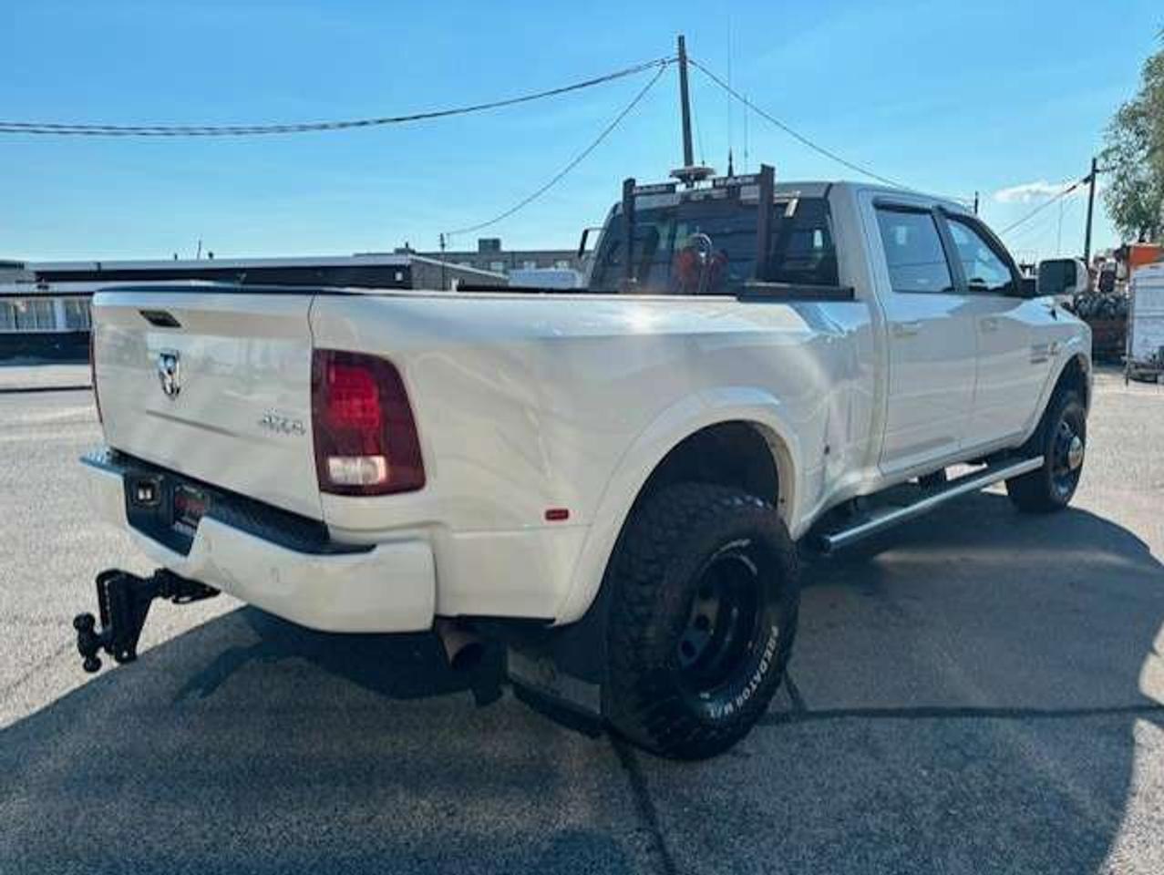 2018 RAM 3500 LARAMIE 4X4 DIESEL DUALLY LEATHER-ROOF-NAVI-LIFTED Photo