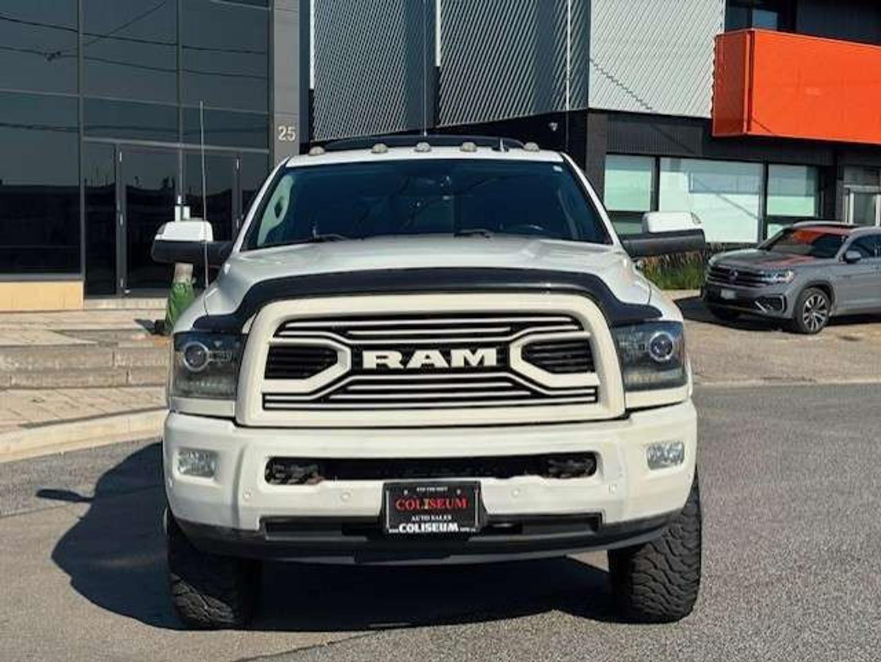 2018 RAM 3500 LARAMIE 4X4 DIESEL DUALLY LEATHER-ROOF-NAVI-LIFTED Photo