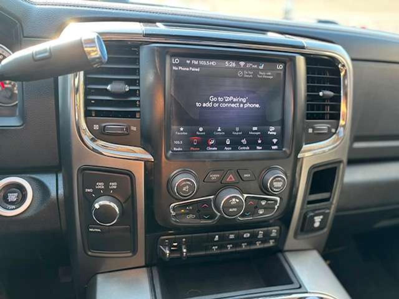 2018 RAM 3500 LARAMIE 4X4 DIESEL DUALLY LEATHER-ROOF-NAVI-LIFTED Photo