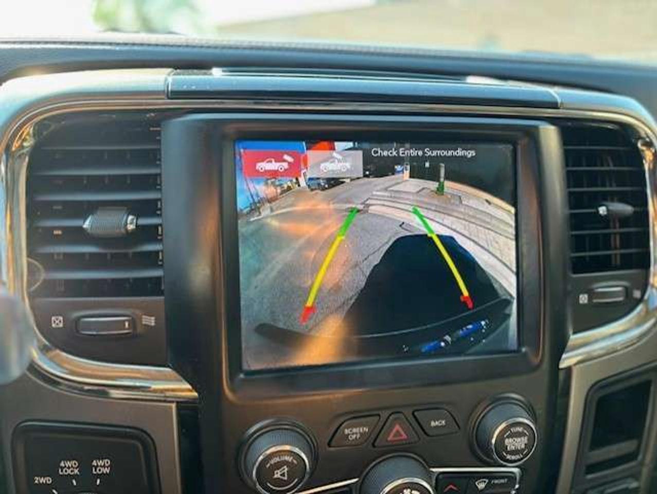 2018 RAM 3500 LARAMIE 4X4 DIESEL DUALLY LEATHER-ROOF-NAVI-LIFTED Photo