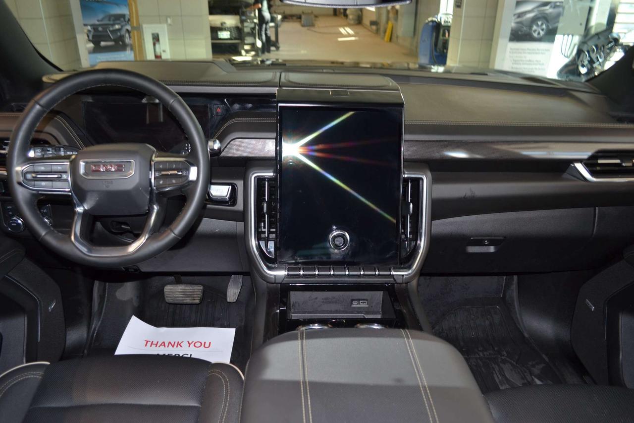 2025 GMC Yukon Elevation Photo