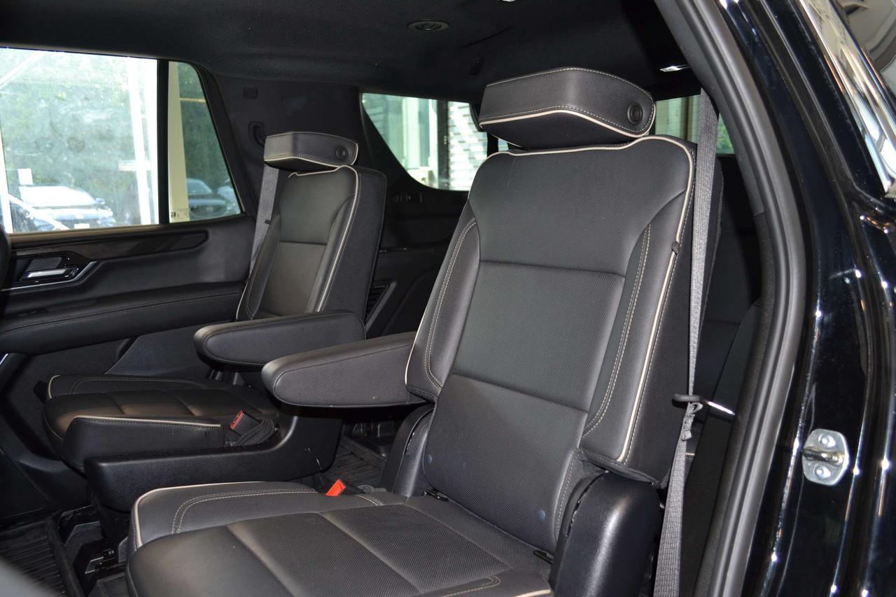 2025 GMC Yukon Elevation Photo