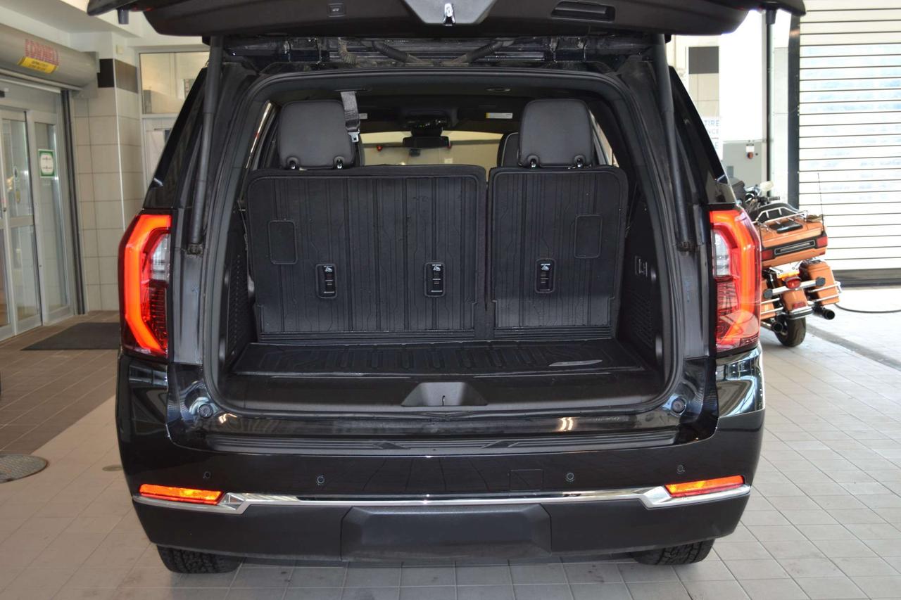 2025 GMC Yukon Elevation Photo