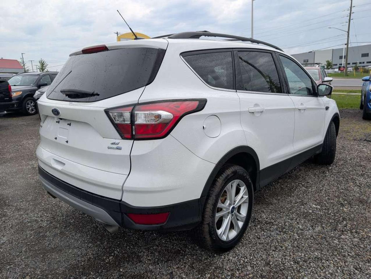 2018 Ford Escape SE 4WD   CAMERA   HTD SEATS   BLUETOOTH Photo