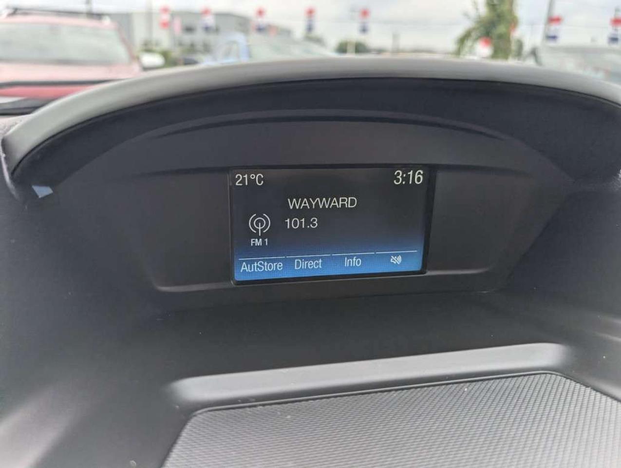 2018 Ford Escape SE 4WD   CAMERA   HTD SEATS   BLUETOOTH Photo