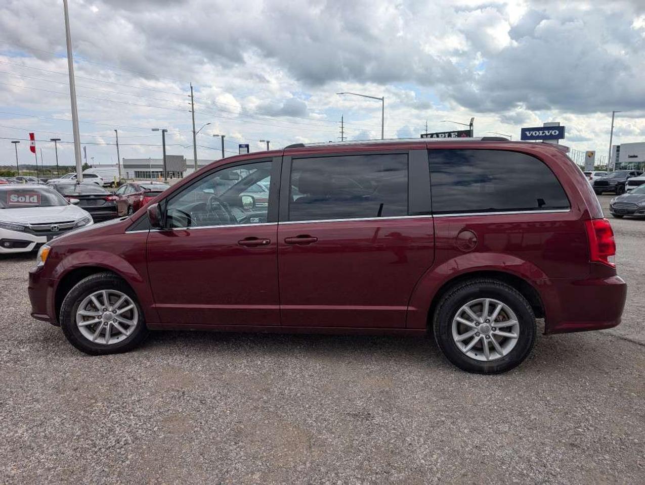 2019 Dodge Grand Caravan SXT Premium Plus  NAV   CAMERA   DVD Photo