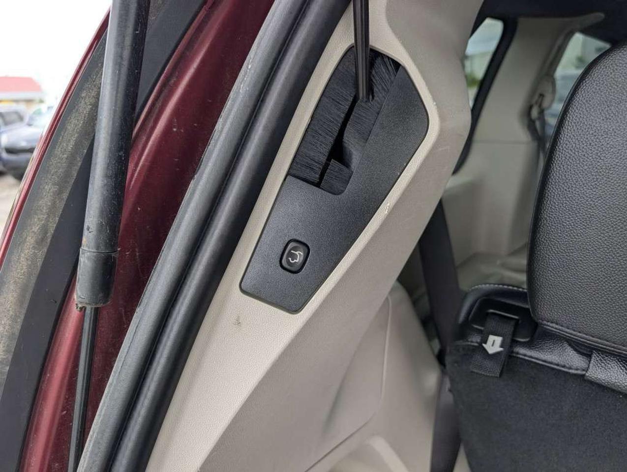 2019 Dodge Grand Caravan SXT Premium Plus  NAV   CAMERA   DVD Photo