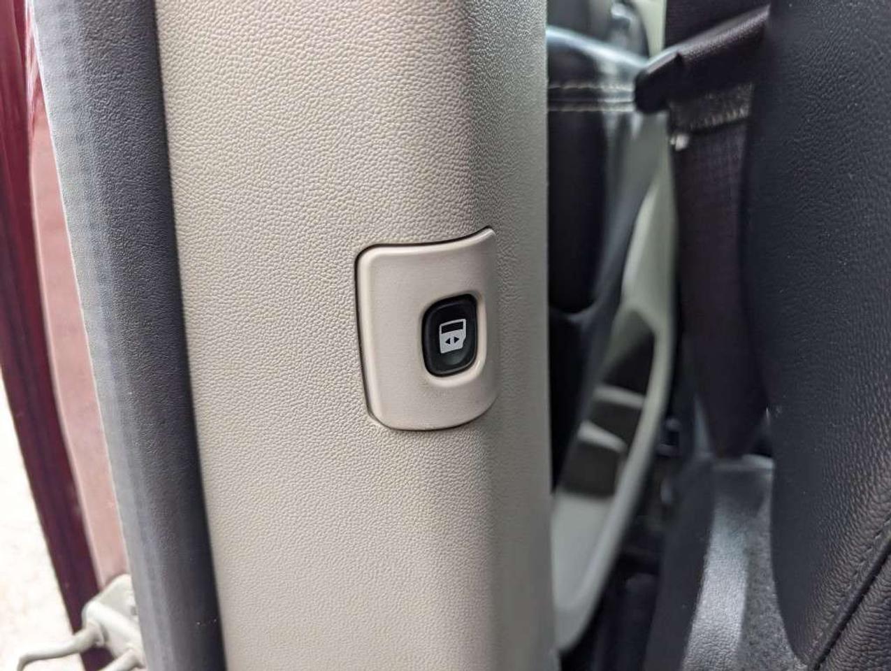 2019 Dodge Grand Caravan SXT Premium Plus  NAV   CAMERA   DVD Photo