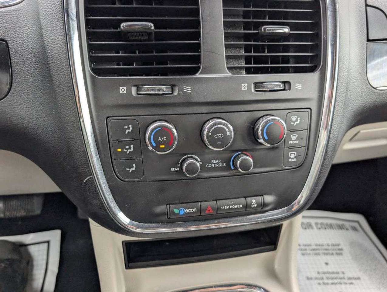2019 Dodge Grand Caravan SXT Premium Plus  NAV   CAMERA   DVD Photo