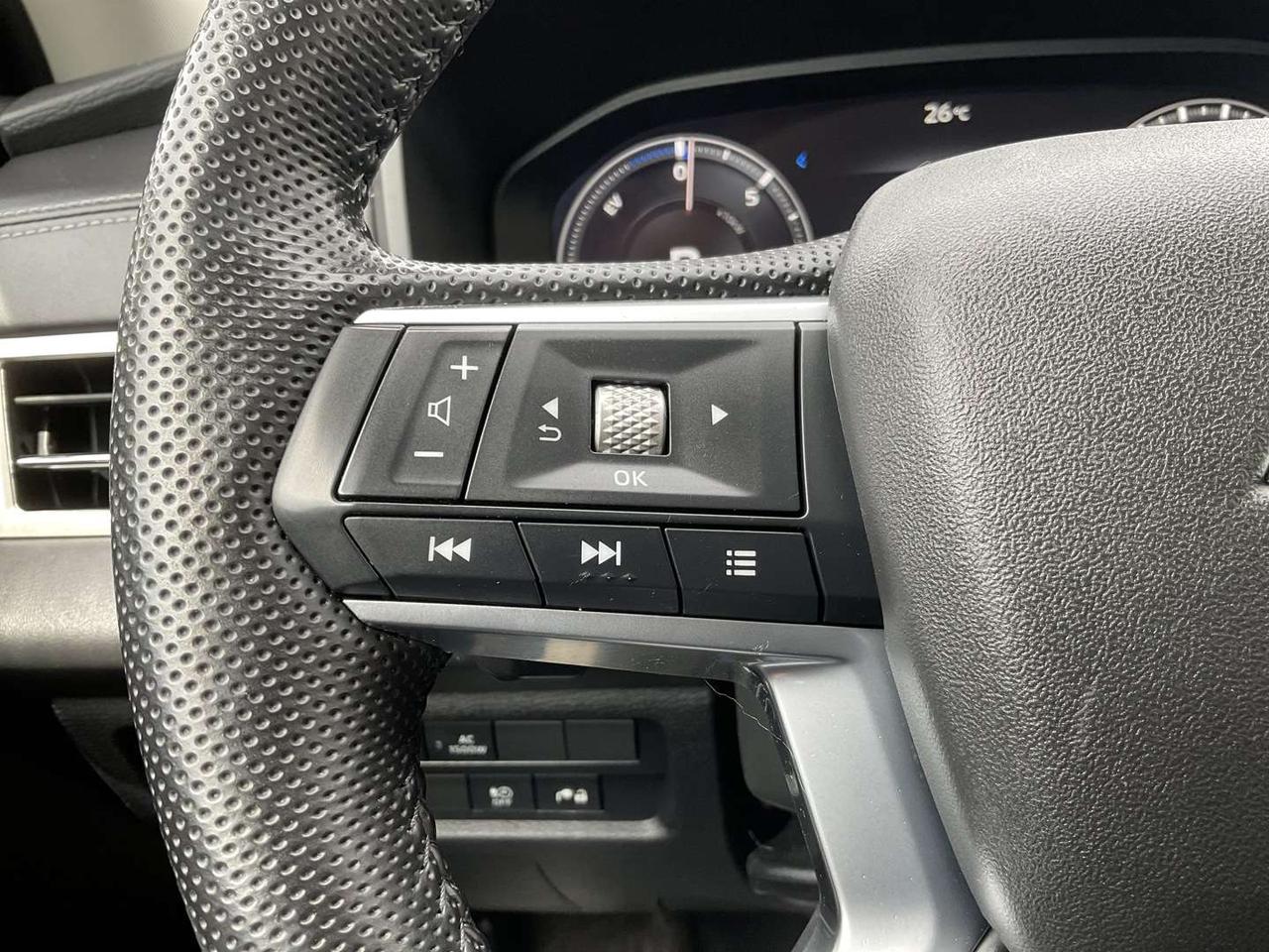 2023 Mitsubishi Outlander ES S-AWC - BACK-UP CAM! BSM! 7 PASS! EV RATES! Photo