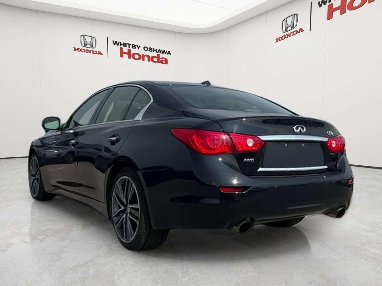 2017 Infiniti Q50 3.0t AWD Photo4