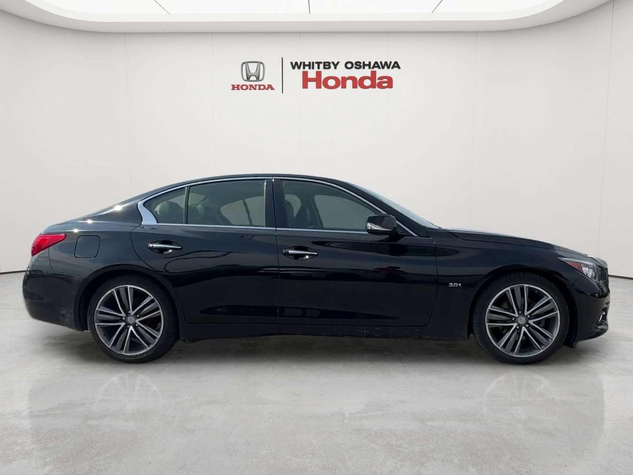 2017 Infiniti Q50 3.0t AWD Photo
