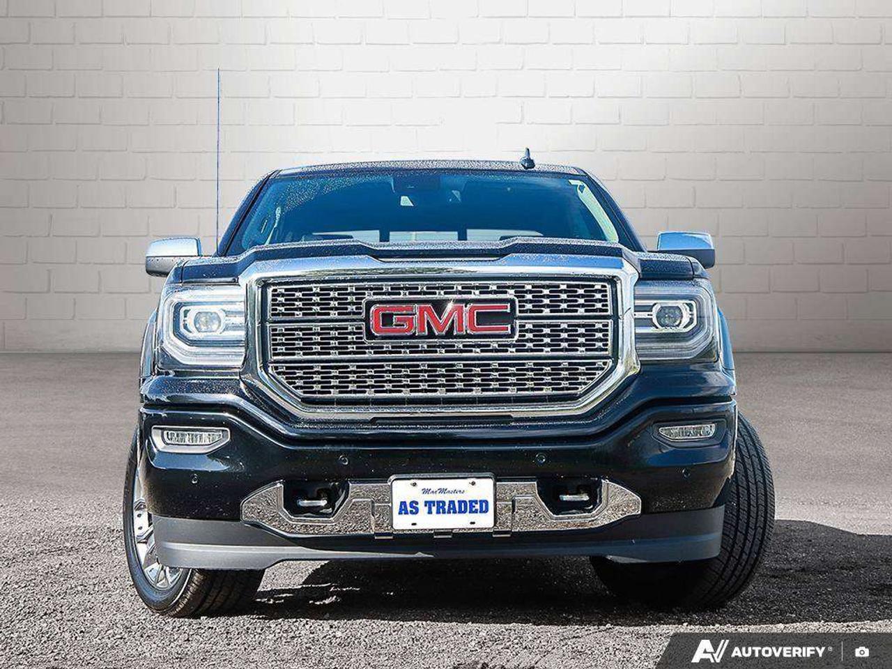 2018 GMC Sierra 1500 DENALI, 6.2L V8, 4X4, ALLOYS, LEATHER, NAV, SUNROOF, BOSE, 1-OWNER, AS-TRADED! Photo