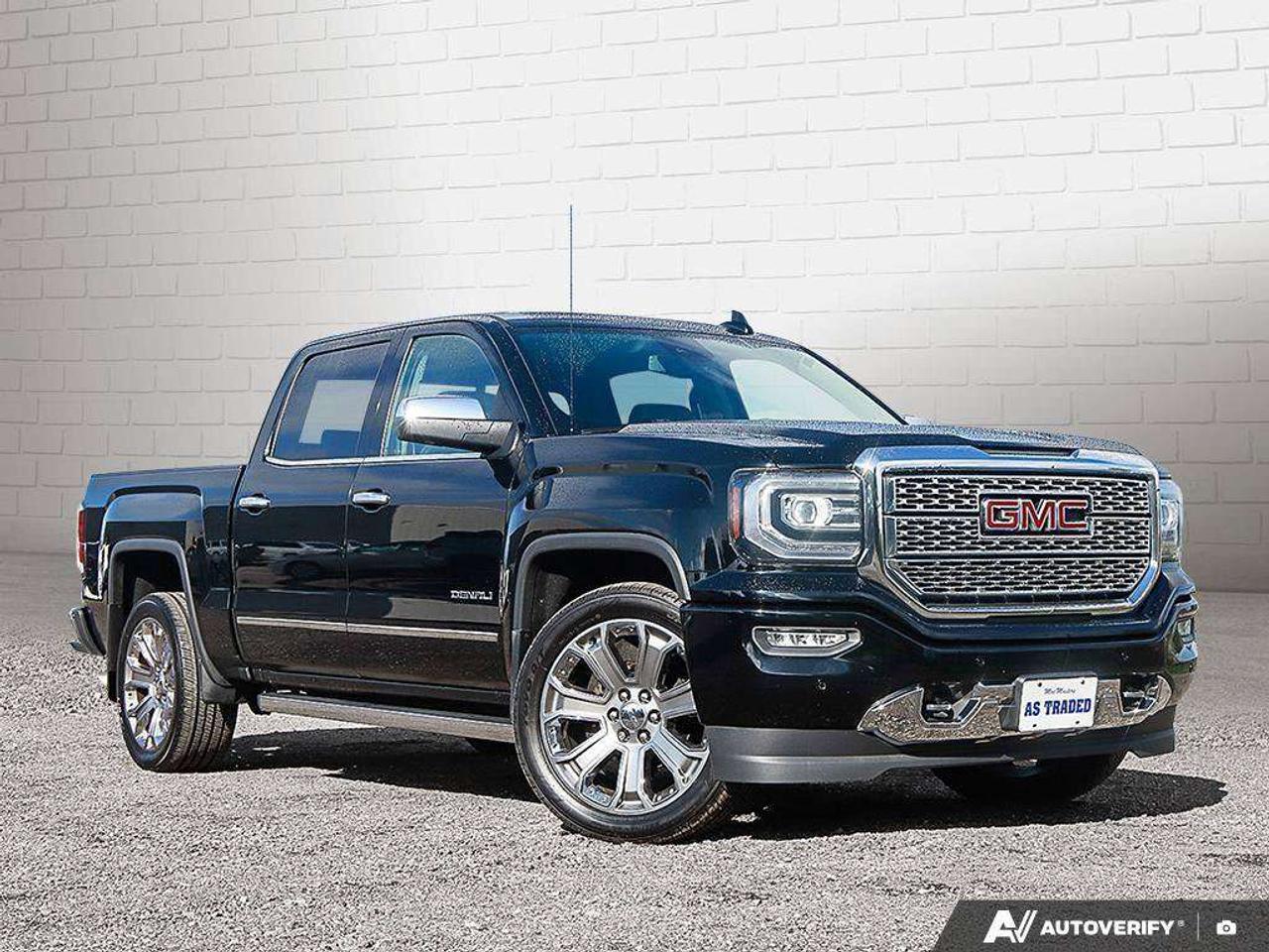 2018 GMC Sierra 1500 DENALI, 6.2L V8, 4X4, ALLOYS, LEATHER, NAV, SUNROOF, BOSE, 1-OWNER, AS-TRADED! Photo