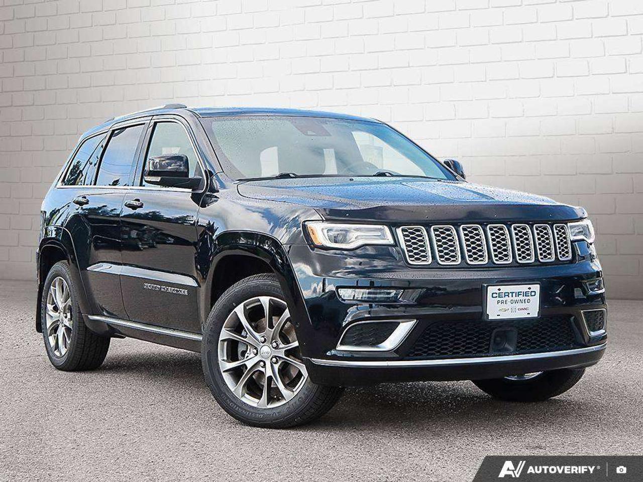 2021 Jeep Grand Cherokee SUMMIT, 3.6L V6, AWD, ALLOYS, LEATHER, SUNROOF, NAV, 1-OWNER, LOW KMS, CERTIFIED PREOWNED! Photo