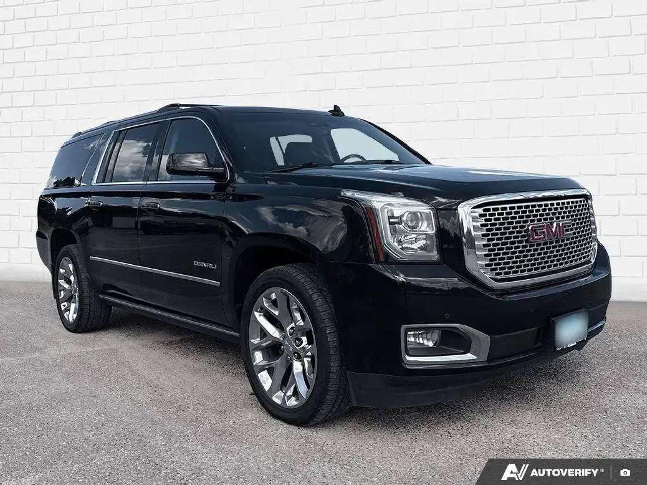 2017 GMC Yukon LOADED. REAR ENTERTAINMENT. TRAILERING PKG. HEATED AND COOLED FRONT SEATS. WIRELESS CHARGING. CERTIFIED. Photo