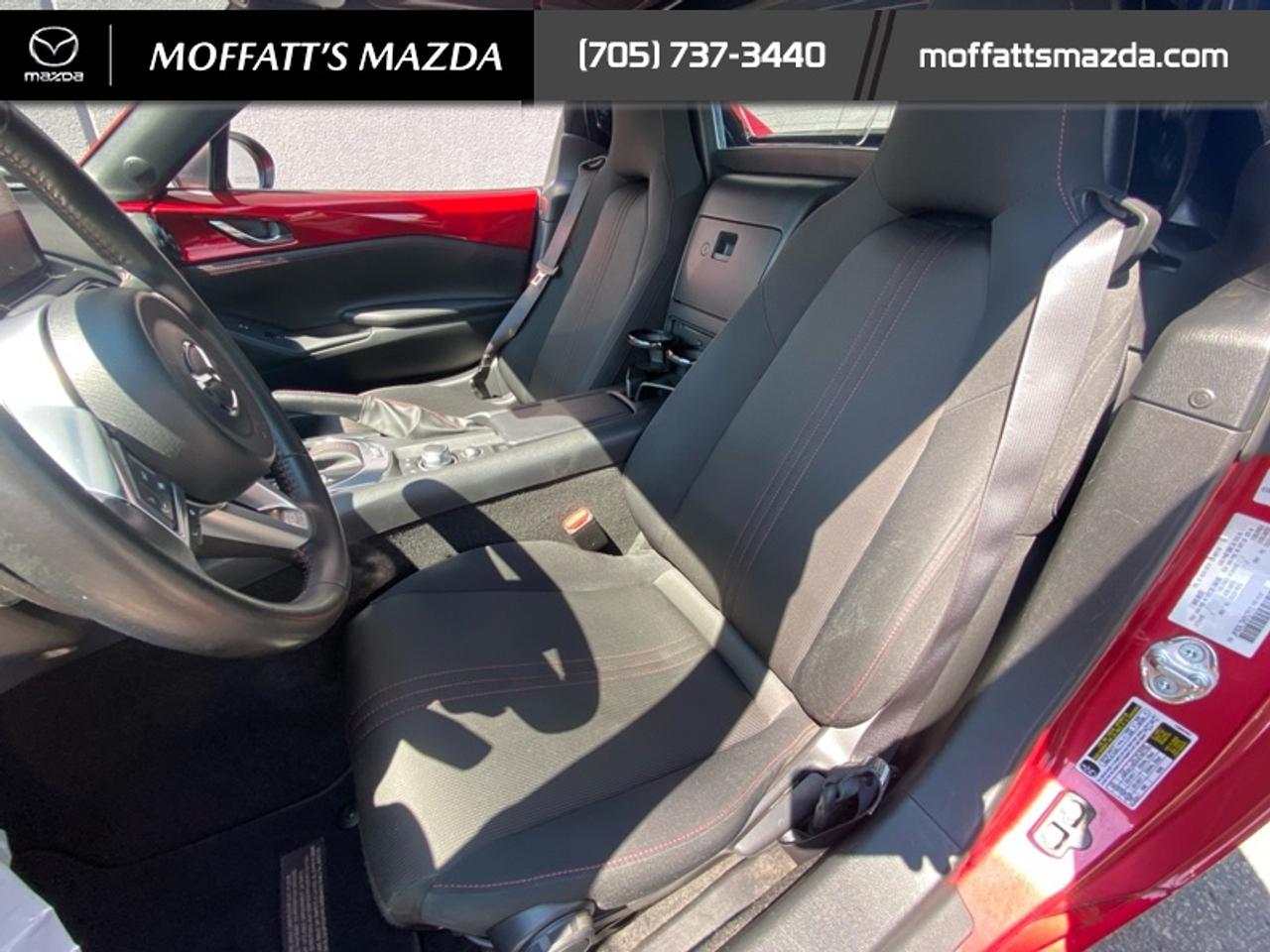 2017 Mazda MX-5 RF GS Photo