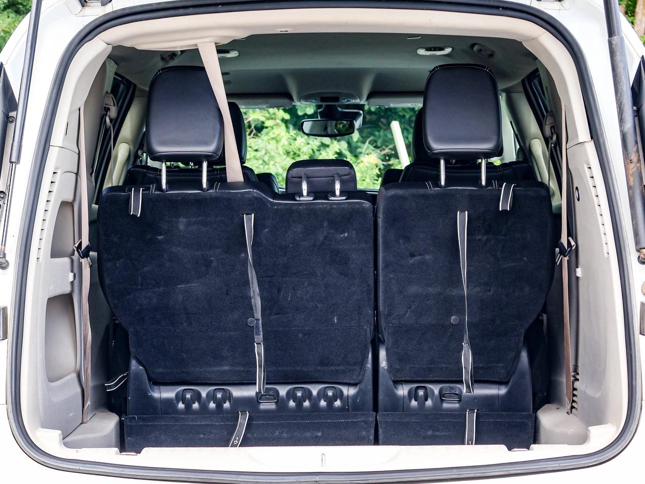 2024 Chrysler Pacifica Touring-L Photo