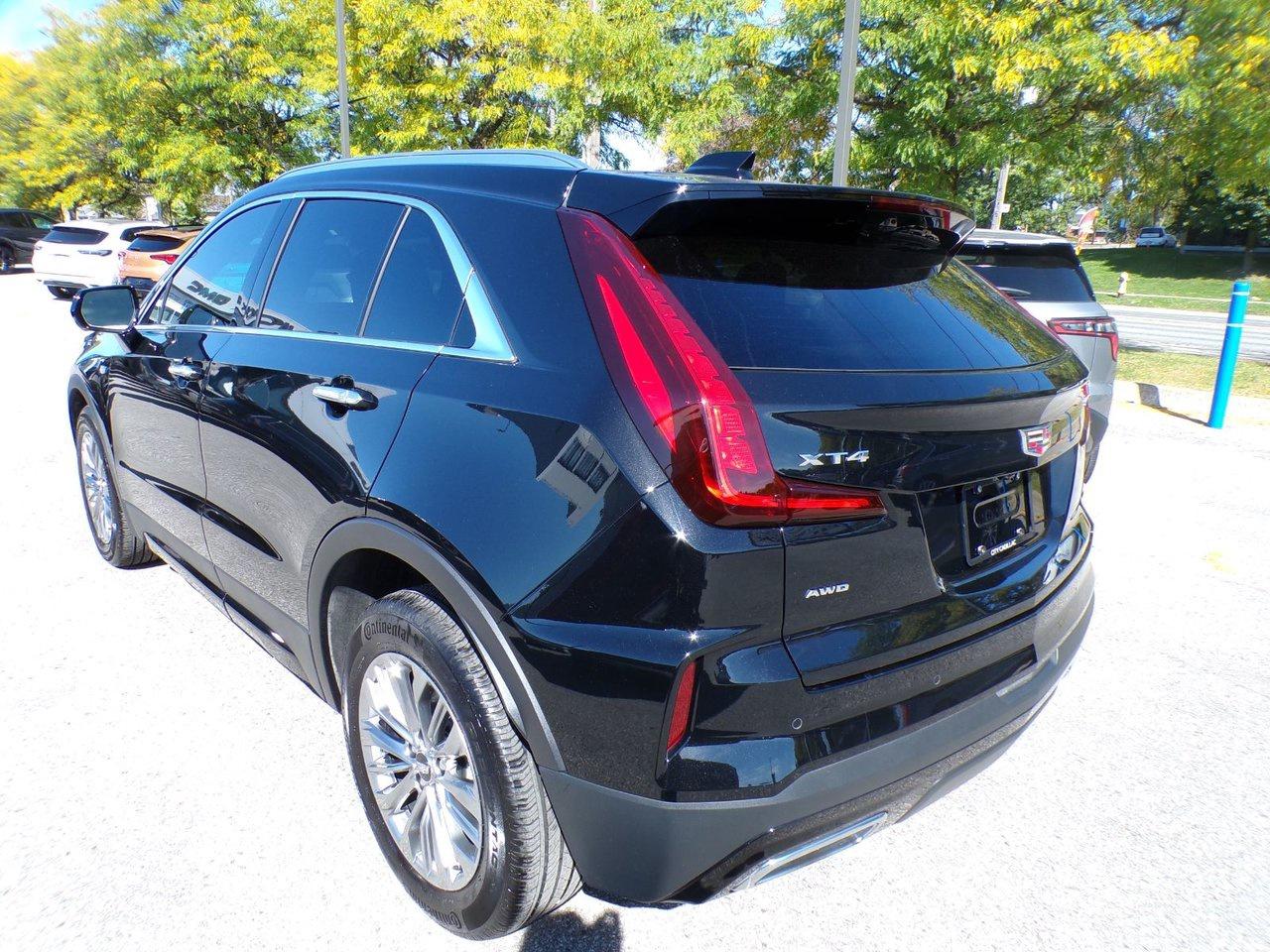 2025 Cadillac XT4 AWD 4dr Premium Luxury Photo