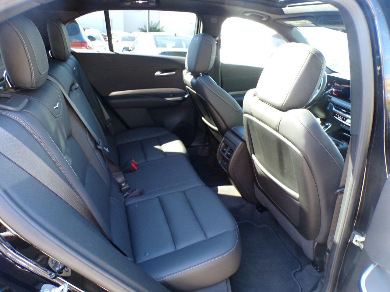 2025 Cadillac XT4 AWD 4dr Premium Luxury Photo