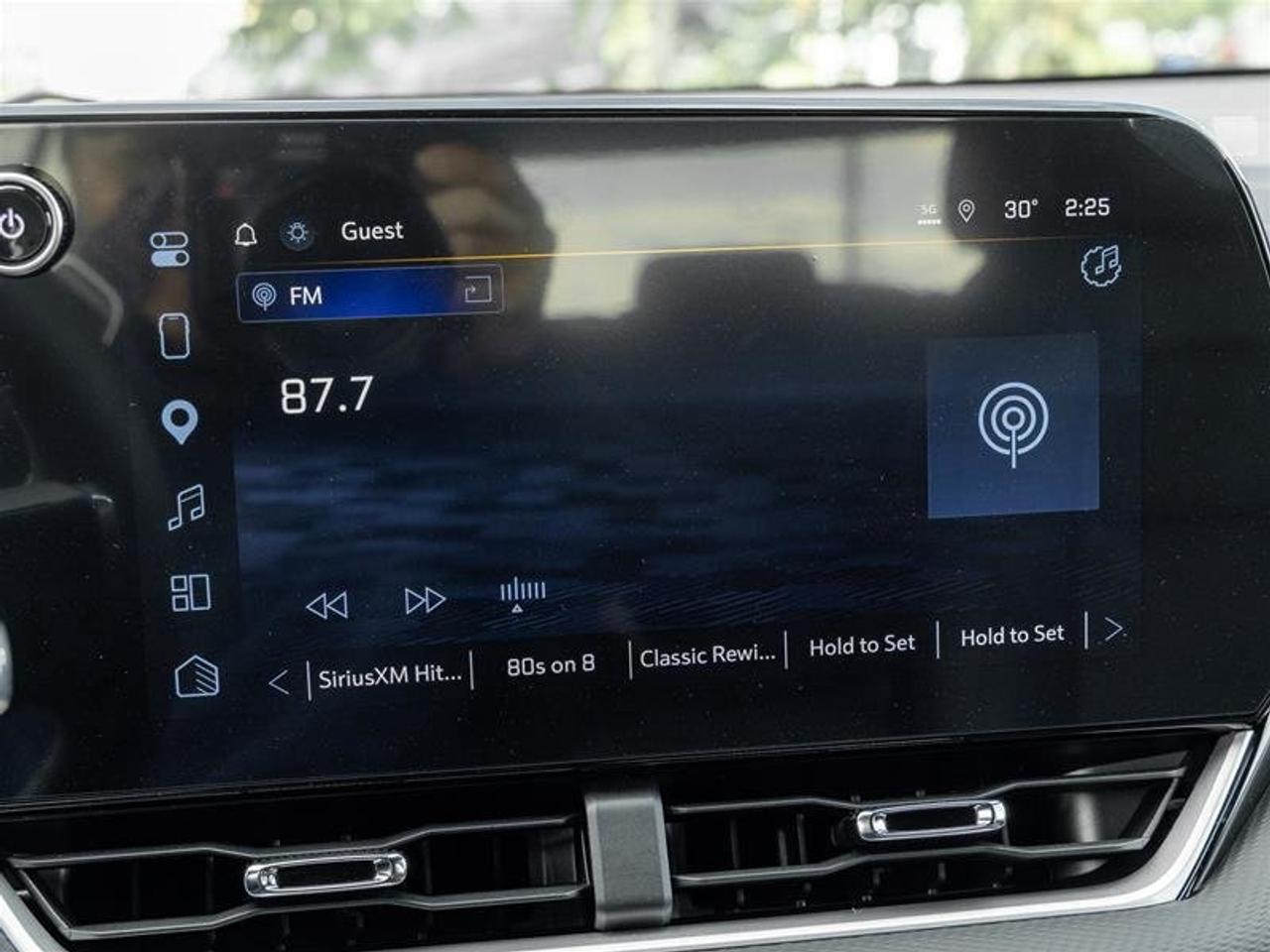 2027 Chevrolet Equinox LT Photo