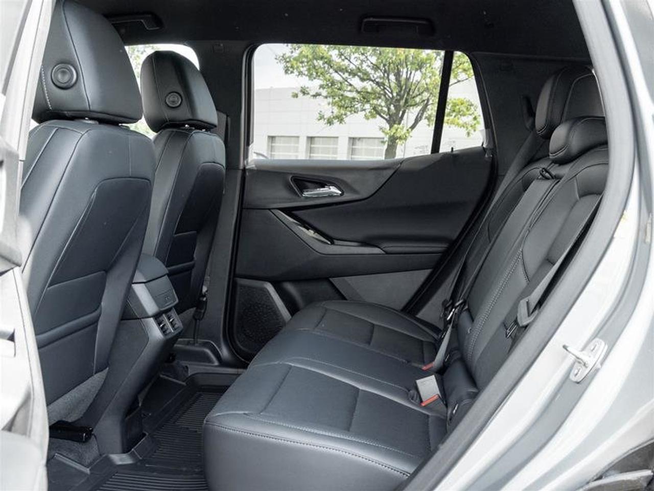 2027 Chevrolet Equinox LT Photo