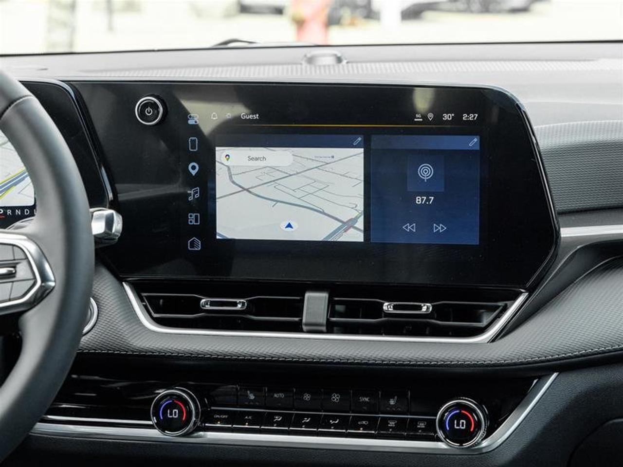2027 Chevrolet Equinox LT Photo