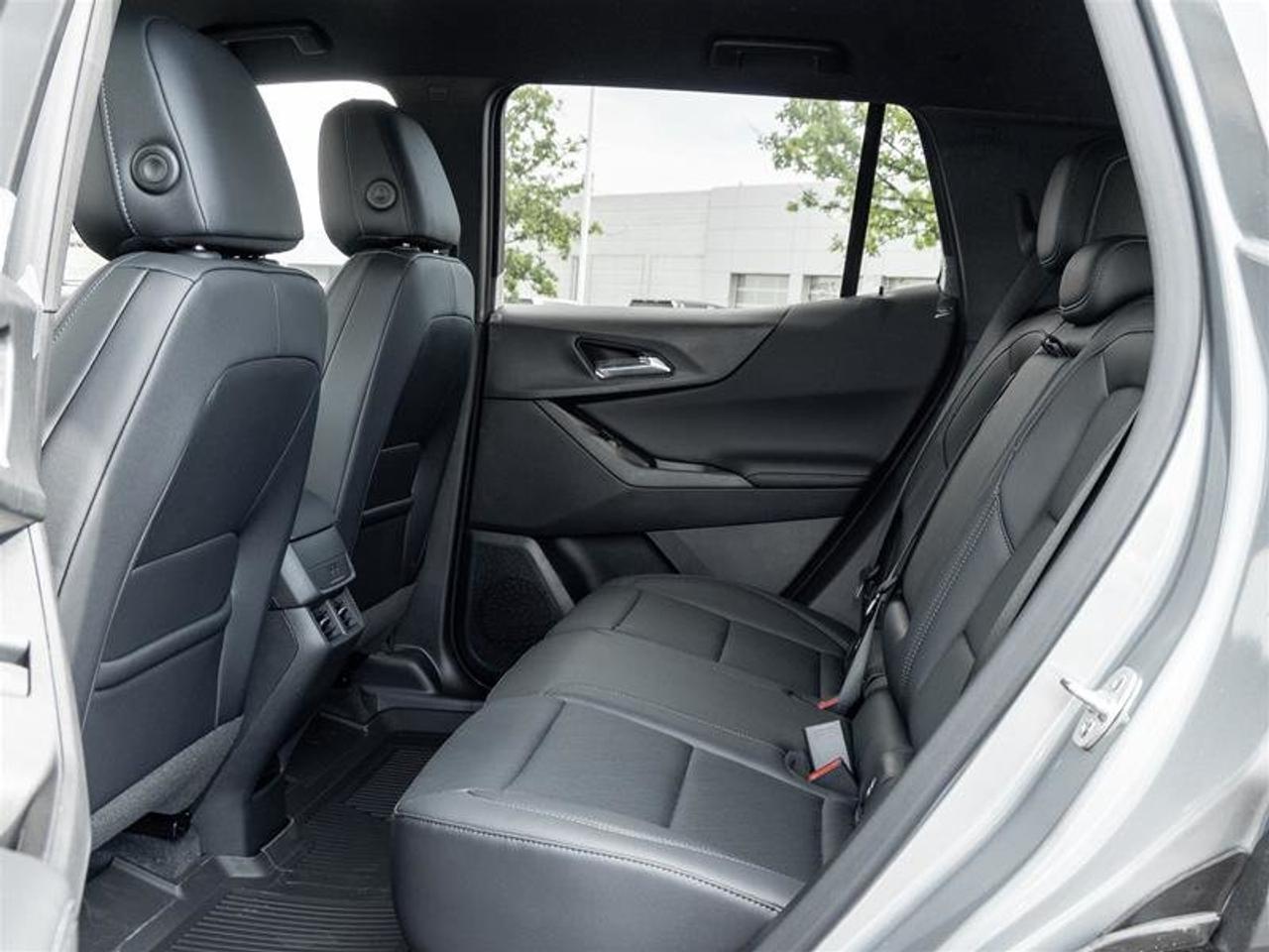 2027 Chevrolet Equinox LT Photo
