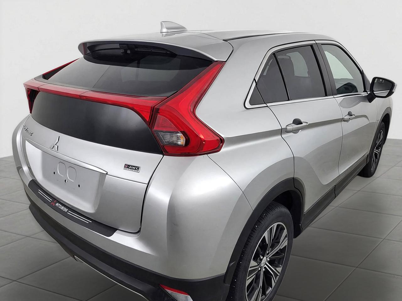 2020 Mitsubishi Eclipse Cross SE S-AWC Photo