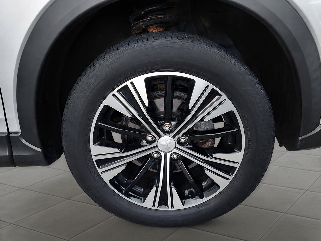 2020 Mitsubishi Eclipse Cross SE S-AWC Photo