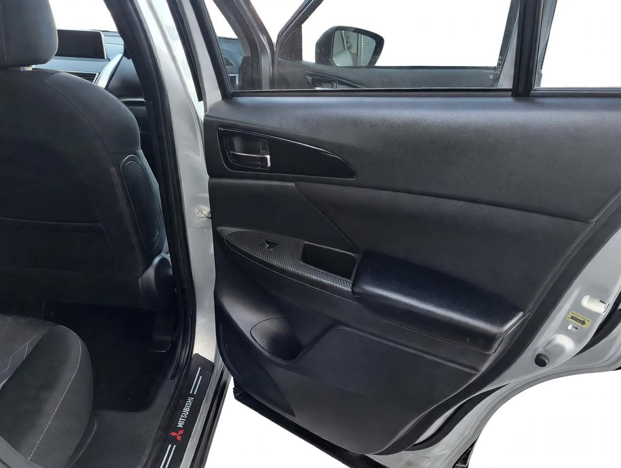 2020 Mitsubishi Eclipse Cross SE S-AWC Photo
