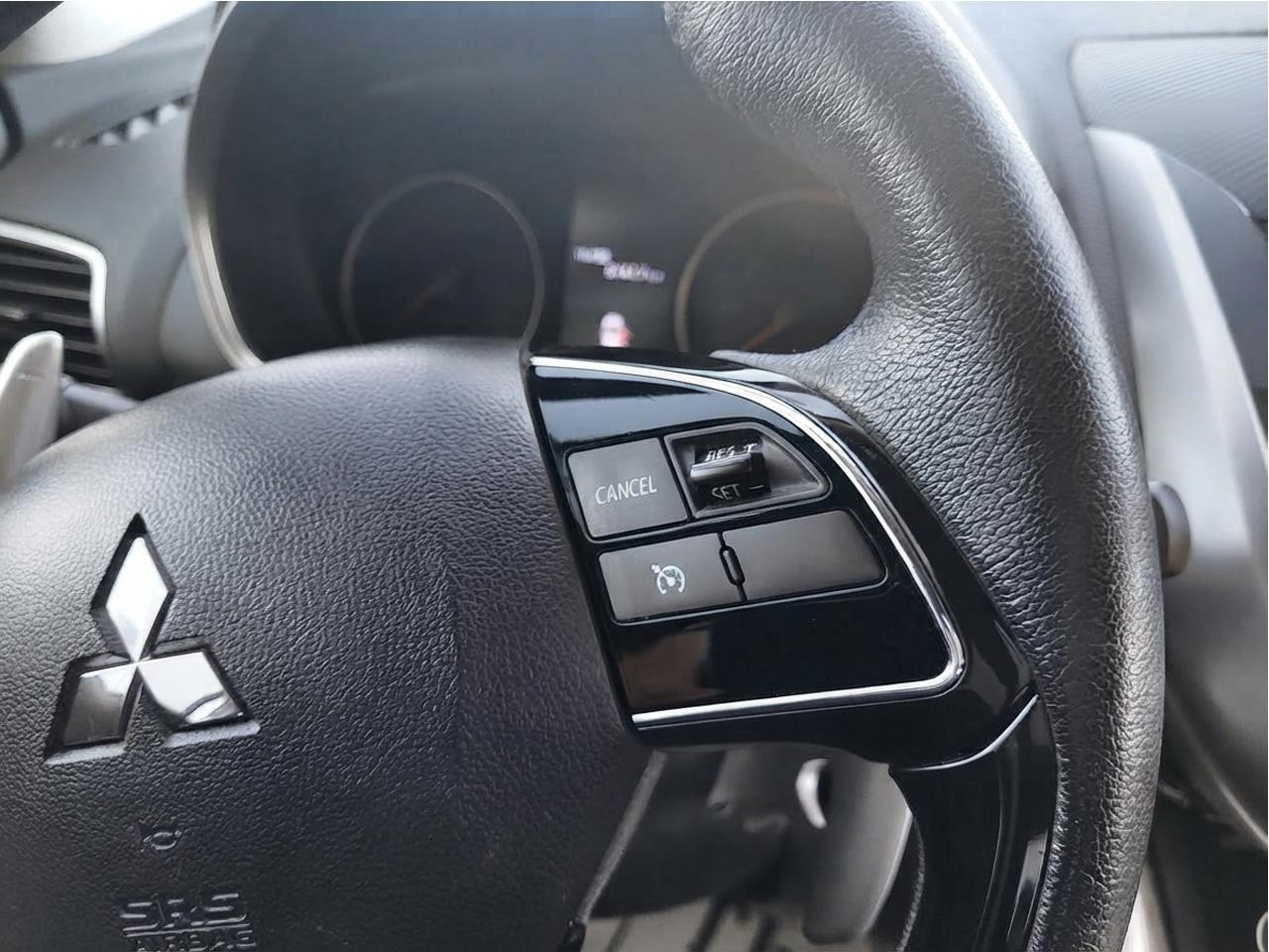 2020 Mitsubishi Eclipse Cross SE S-AWC Photo