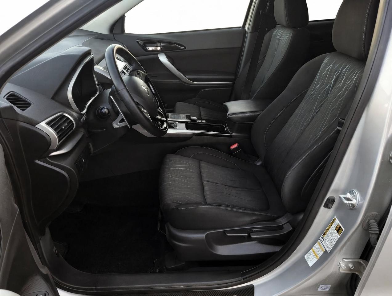 2020 Mitsubishi Eclipse Cross SE S-AWC Photo